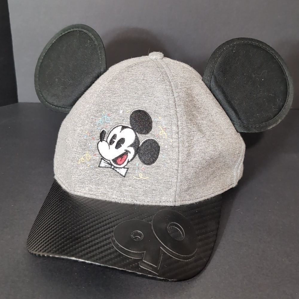 Disney Parks 2019,Gray/Black Mickey Mouse Snapback Hat,57-60 cm.